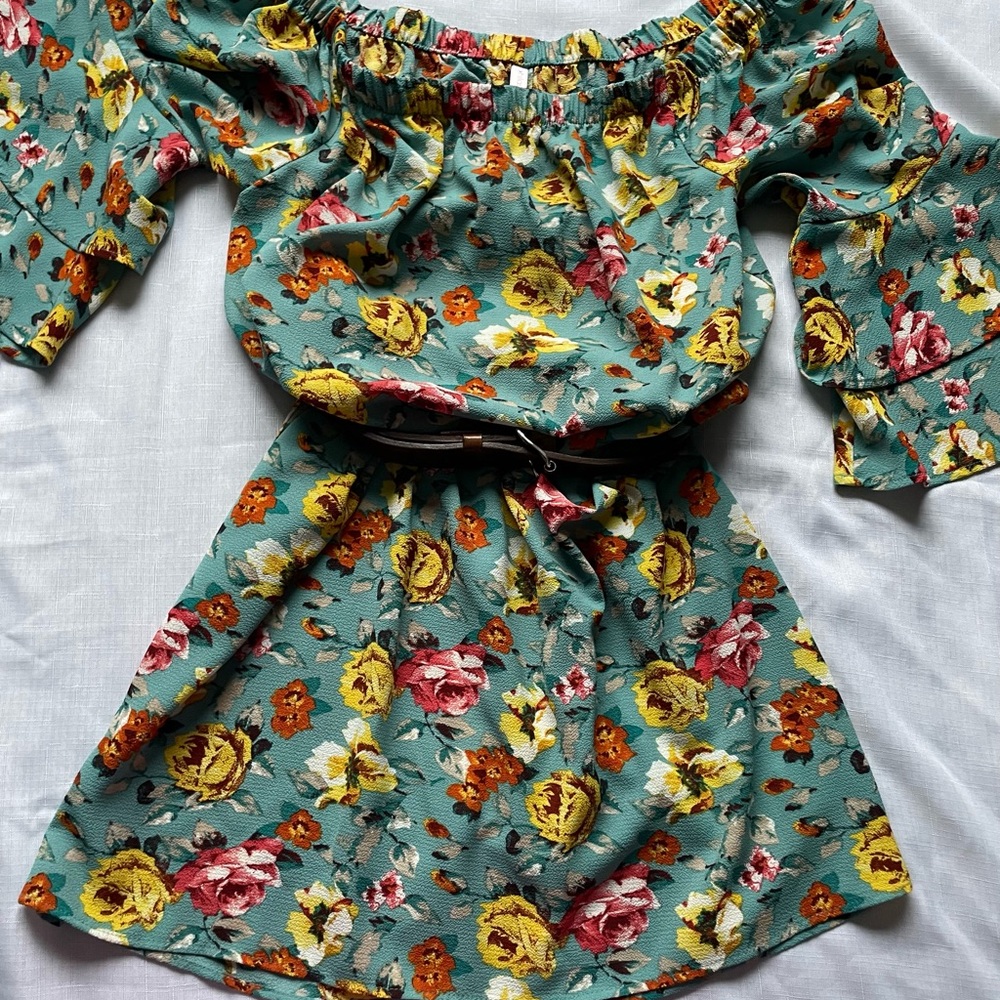 Xhilaration Women's Floral On/Off Shlder Floral Boho Dress, With Bell Slv, Sz L